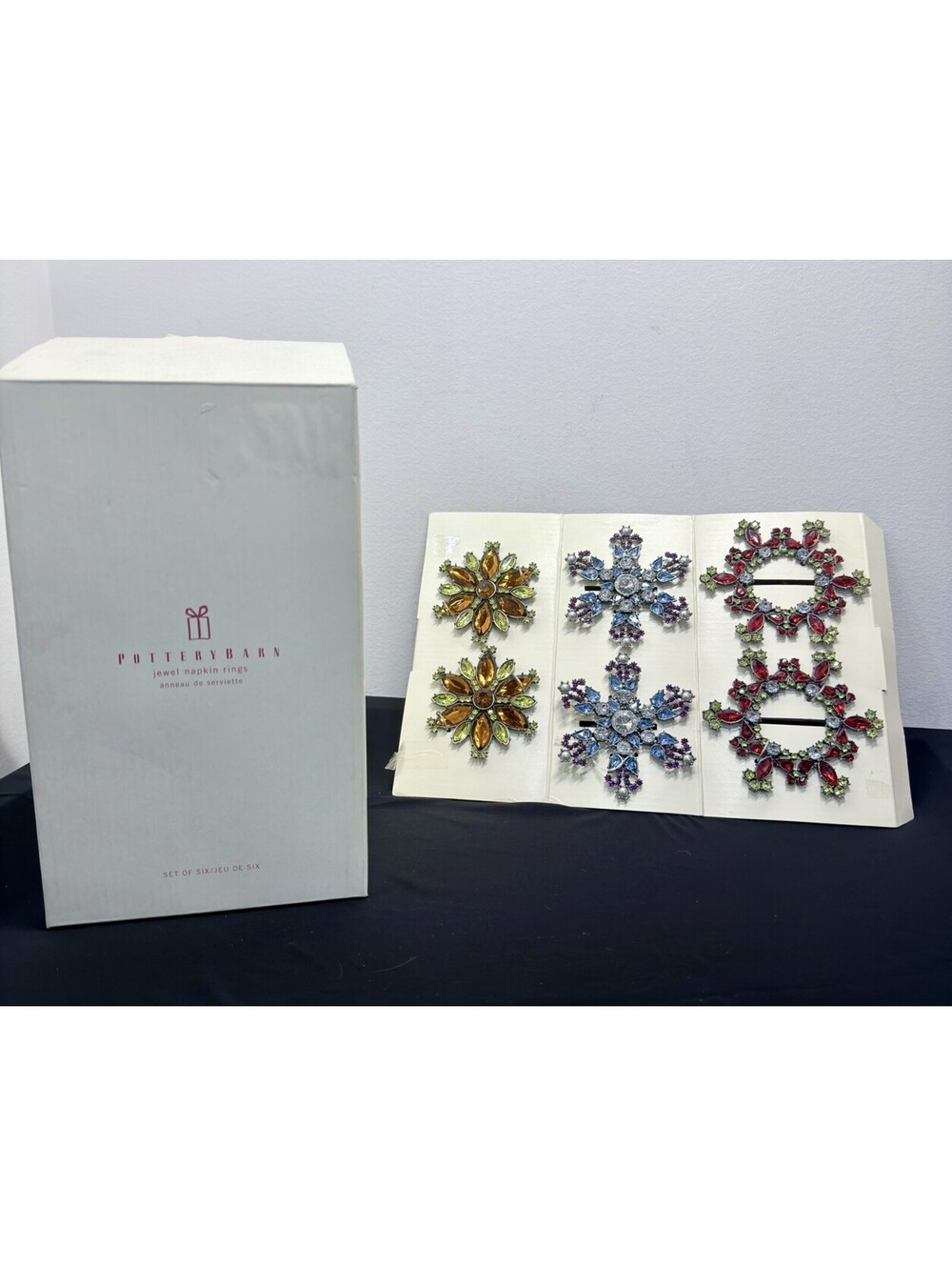 Pottery Barn Set 6 rhinestone Snowflake Napkin Rings Christmas Holiday vintage